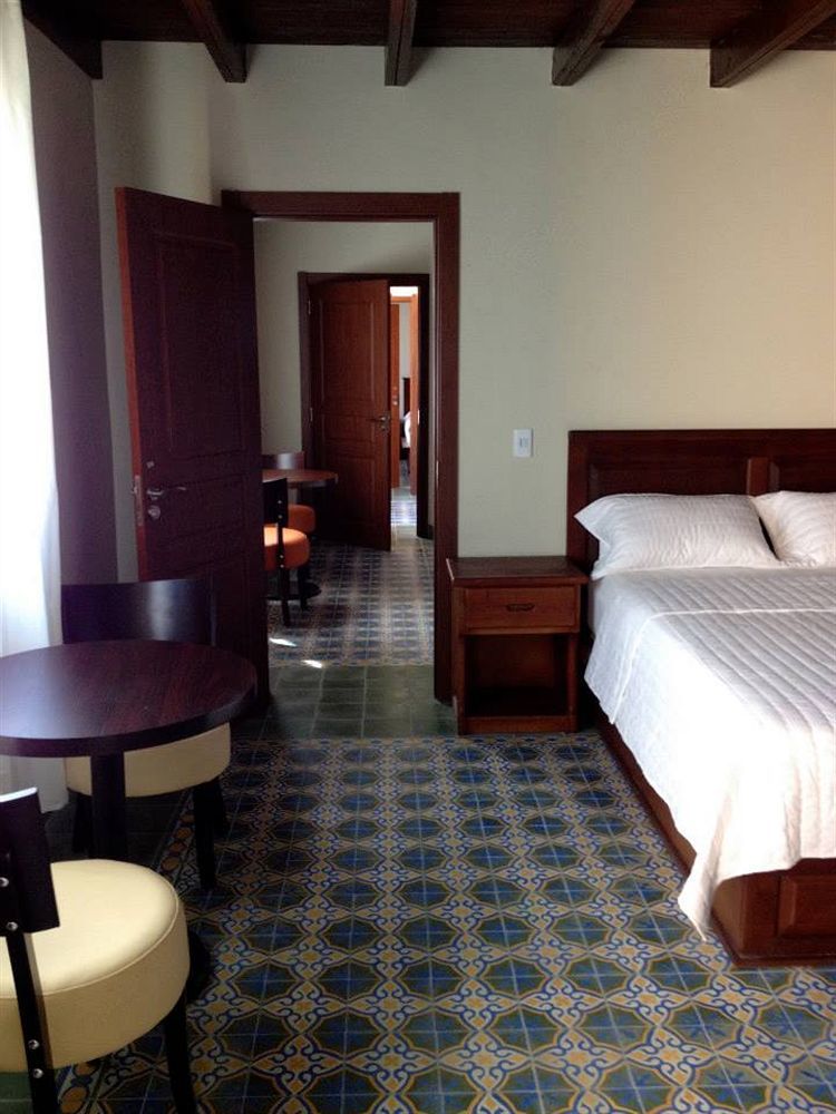 Hotel La Cretonne Les Cayes Eksteriør bilde