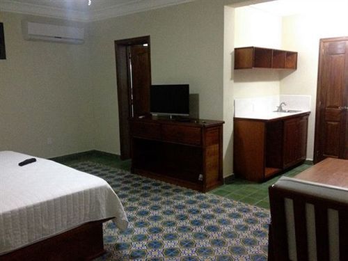 Hotel La Cretonne Les Cayes Eksteriør bilde